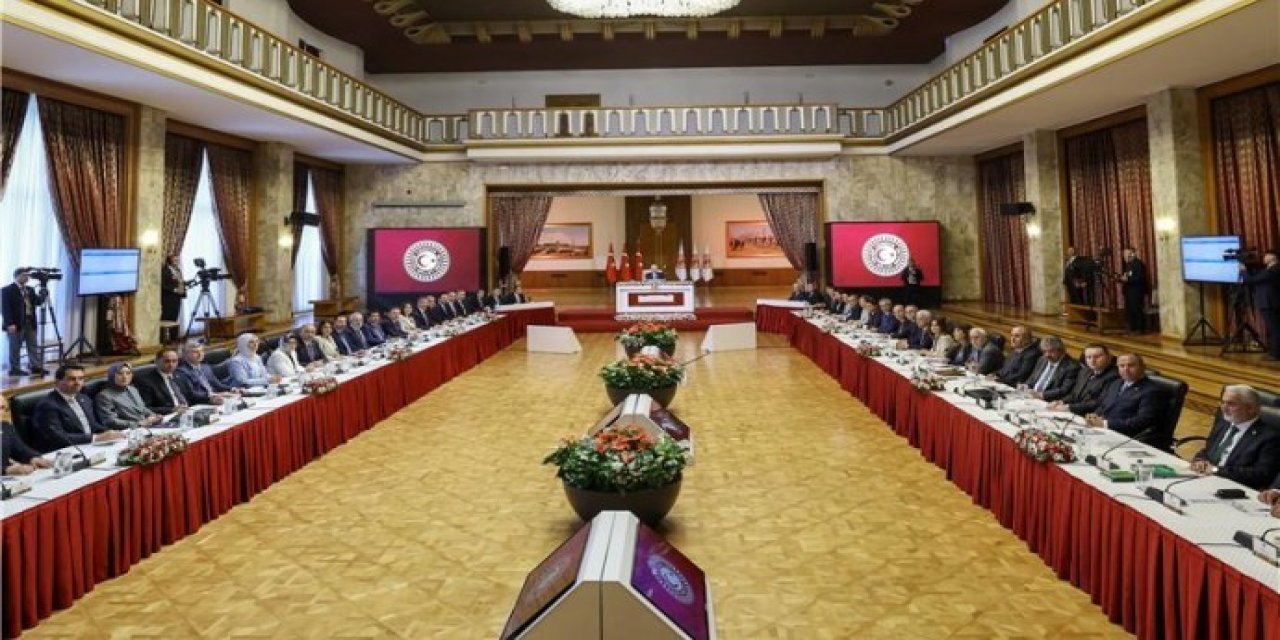 Komisyona davet edilen ilk isimler belli oldu