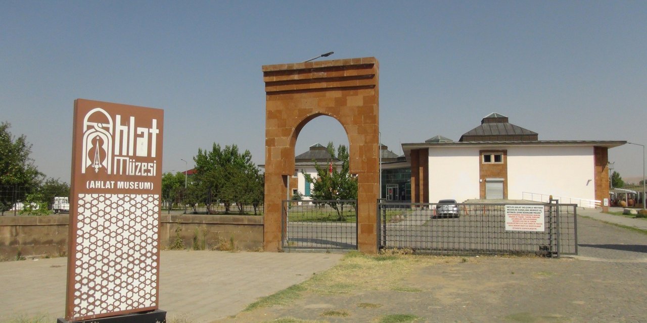 Tarihi Ahlat müzesi geçici süreyle kapatıldı