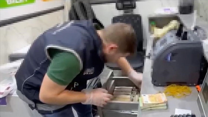 İstanbul’dan Avrupa’ya sahte pasaport, kimlik, ehliyet sevkiyatı