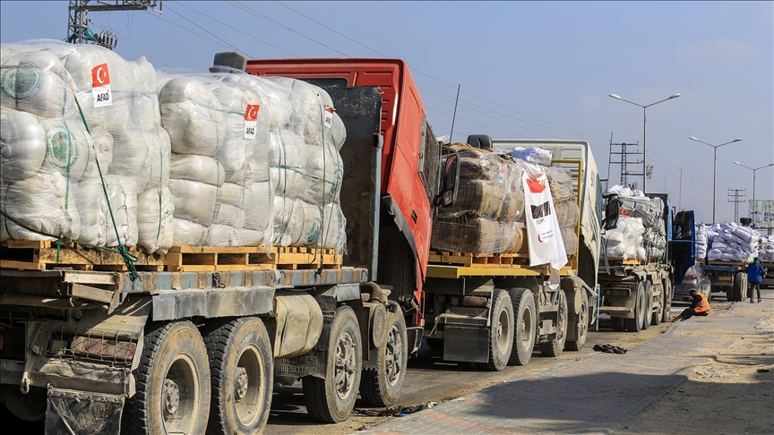 Türkiye, Gazze'ye yardımlarını sürdürüyor