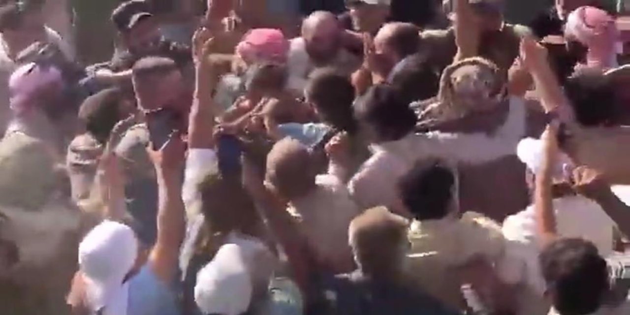 Suriye'de kuyuya düşen çocuk kurtarılarak Şanlıurfa'ya getirildi