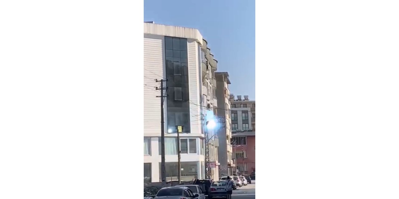 Aşırı sıcakta elektrik kabloları patladı