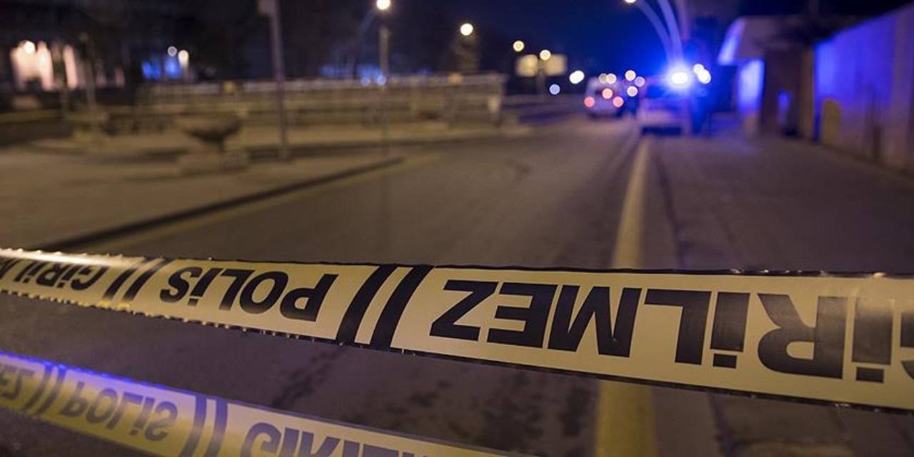 Bıçakla çocuğunu öldüren anne intihar etti