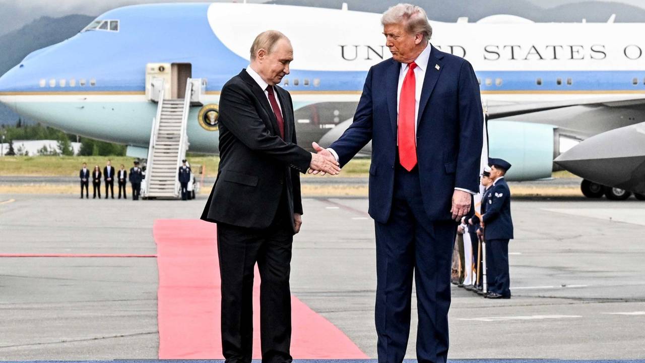 Trump ile Putin arasında yapılması planlanan öğle yemeği iptal edildi