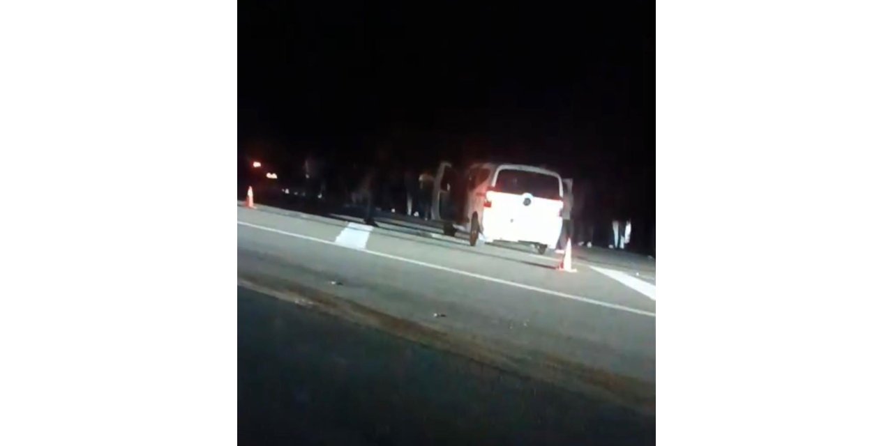 Hafif ticari araç ata çarptı: 1 ölü, 1 yaralı