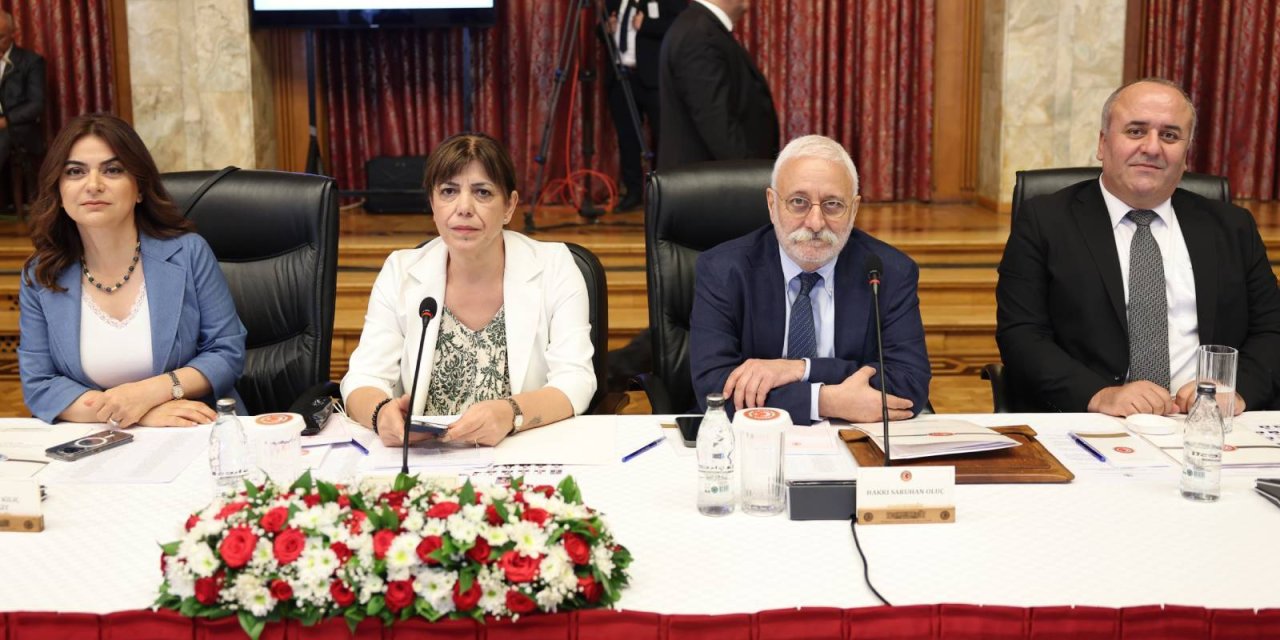 DEM Parti'den "Özerklik talebi" iddialarına yanıt