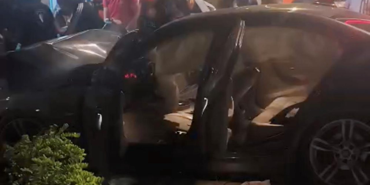 Otomobil park halindeki araca çarptı: 1 yaralı