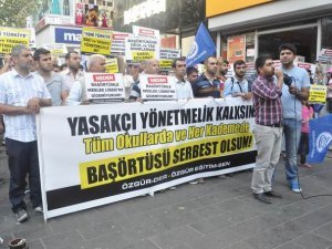 “Başörtüsü her yerde özgür olsun" gösterisi