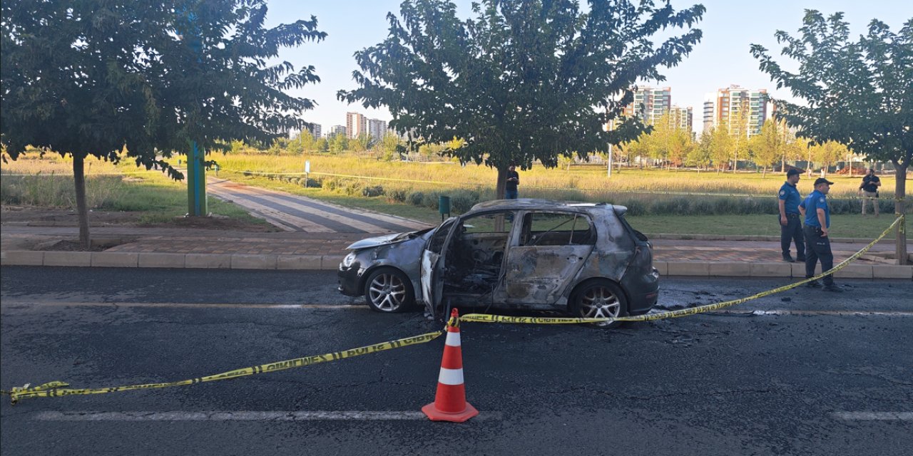 Diyarbakır'da silahlı kavga: 1 ağır yaralı, otomobil ateşe verildi