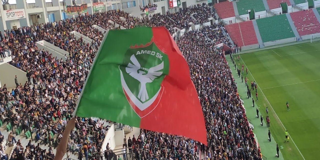 Amedsporlu futbolcular Kent Meydanı'nda taraftarla buluşacak