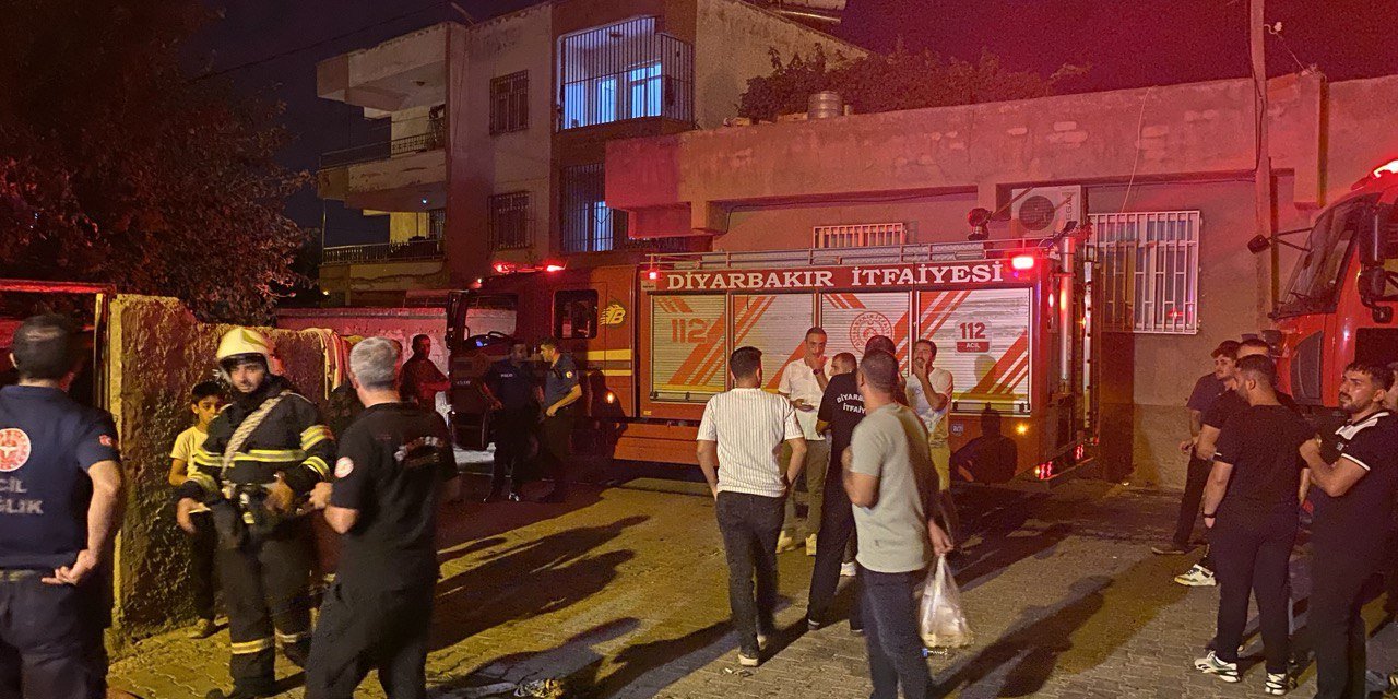 Diyarbakır'da apartman yangını: 4 yaralı