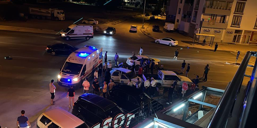 Zincirleme trafik kazası: 4 yaralı