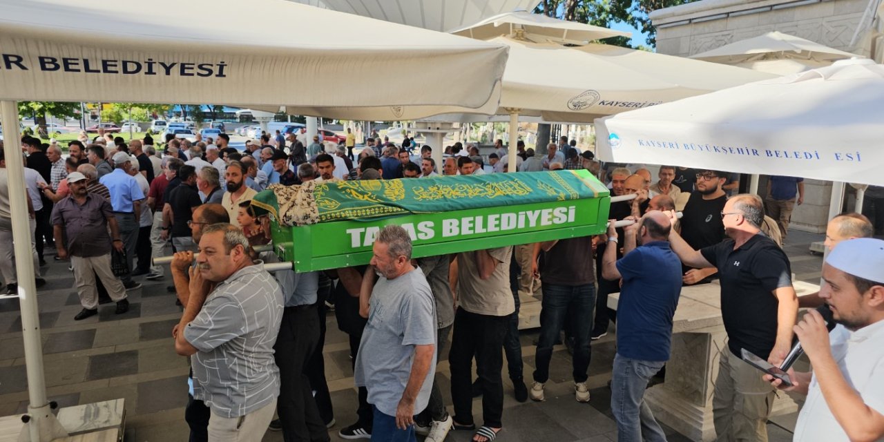 Cenaze karışıklığı: “Annemiz” dediler, başkası toprağa verildi