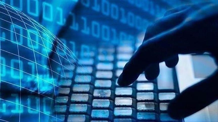 Türkiye'de internet en çok ne için kullanılıyor?