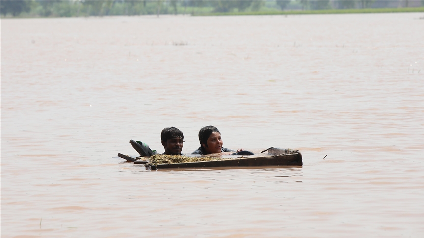 Pakistan'daki sel felaketi 2 milyon kişiyi etkiledi