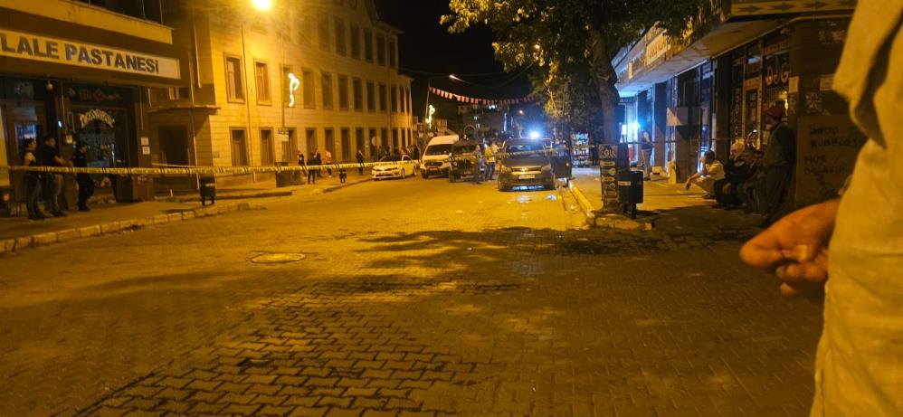 İş yerine silahlı saldırı: 2 ölü