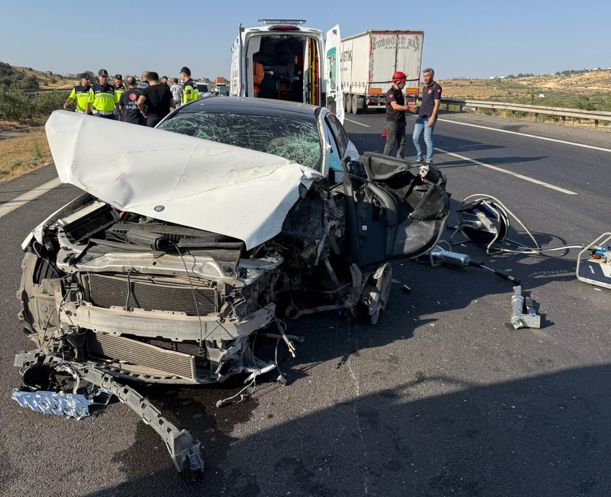 TAG otoyolunda kaza: 1 ölü, 2 yaralı