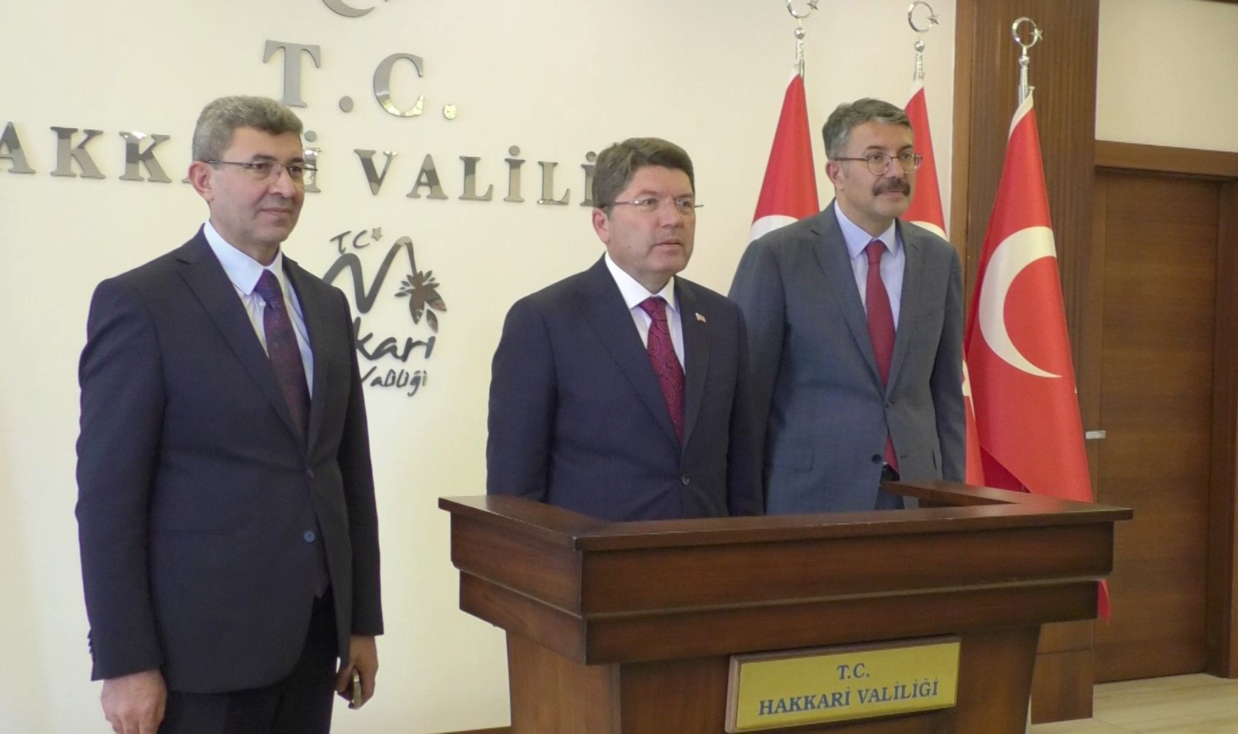 Adalet Bakanı Tunç Hakkari'de