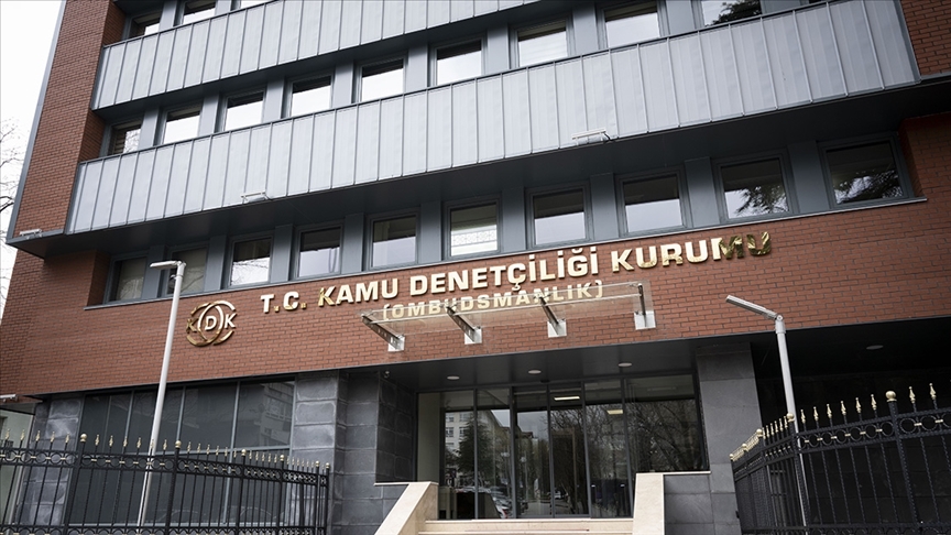 KDK'den "kurum kartındaki kişisel bilgiler gizlenmeli" kararı