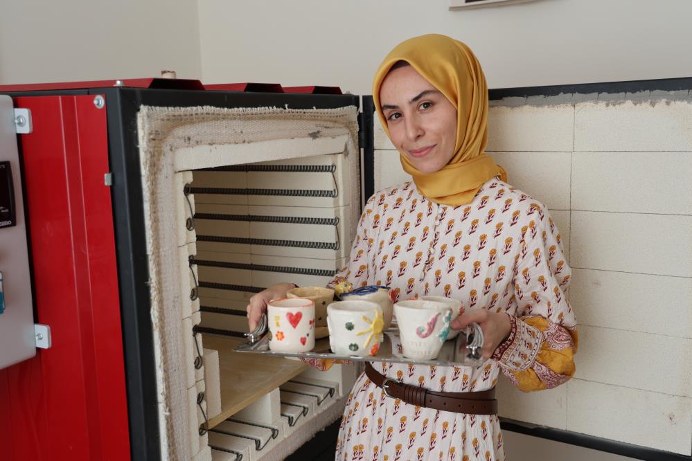 VİDEO - Diyarbakır’da kadın girişimciden ilham veren seramik atölyesi