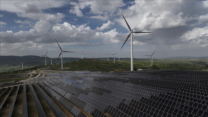 Elektrik üretiminde en fazla artış rüzgar ve güneşten sağlandı