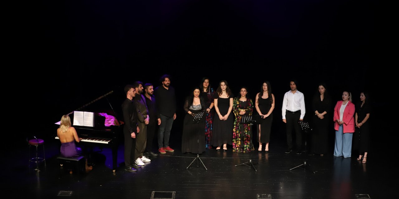 Diyarbakır'da Pervin Chakar’ın Masterclass eğitimi konserle sona erdi