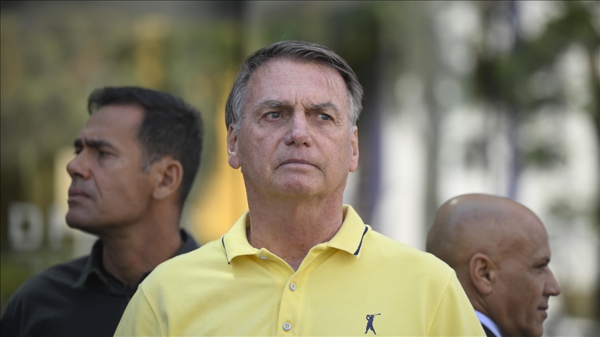 Bolsonaro'ya darbe girişimi suçundan 27 yıl hapis cezası