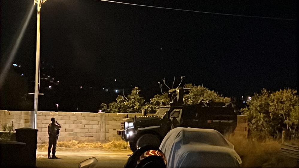 Silah ve 300 mermi çalan çocuk yakalandı