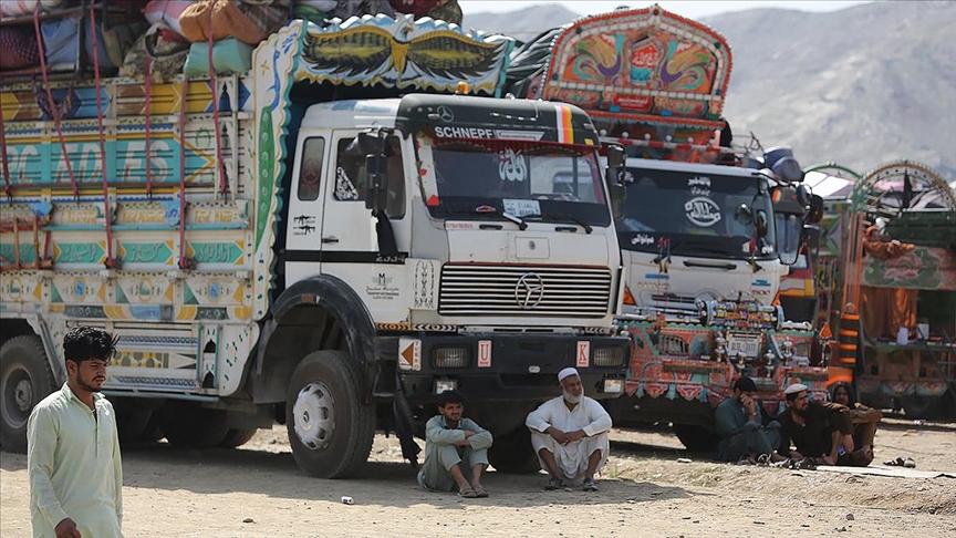 BM: 2,6 milyon Afgan, komşu ülkelerden döndü