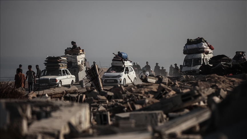 İsrail, katliamlar ve açlıkla 1 milyon Filistinliyi göçe zorluyor