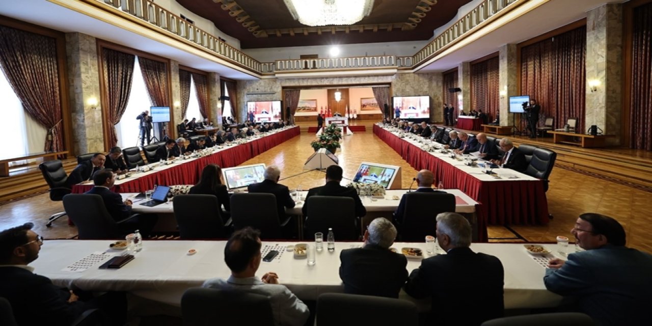 DEM Parti’den komisyondan çekilme açıklaması: "Barışın dilini savunduk"