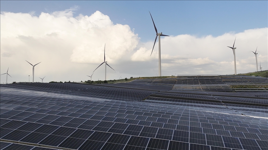 Yenilenebilir enerji kurulu gücü 74 bin megavatı geçti