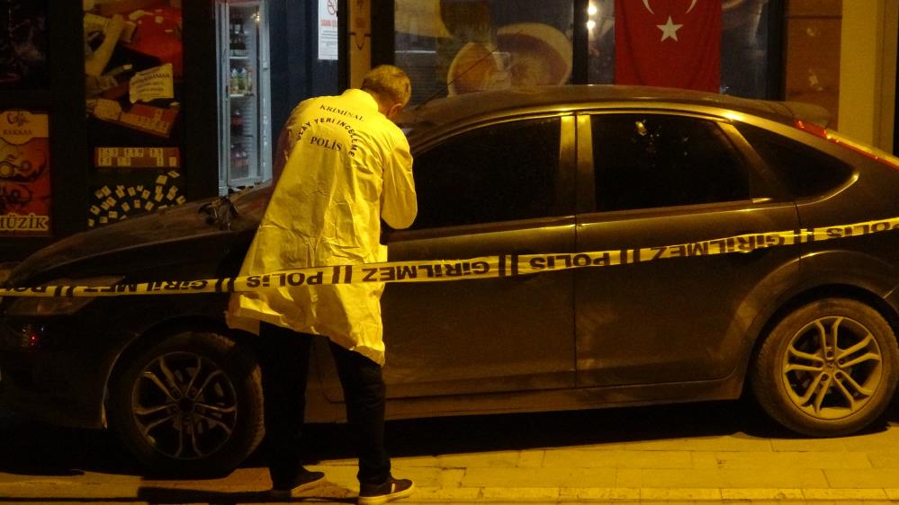 VİDEO - Kafeye silahlı saldırı: 2 yaralı