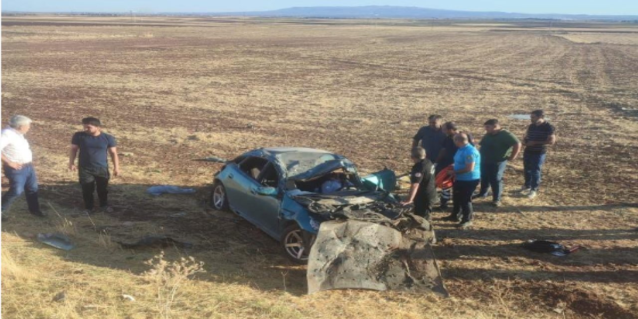 Diyarbakır'da otomobil şarampole uçtu: 1 ölü, 1 yaralı