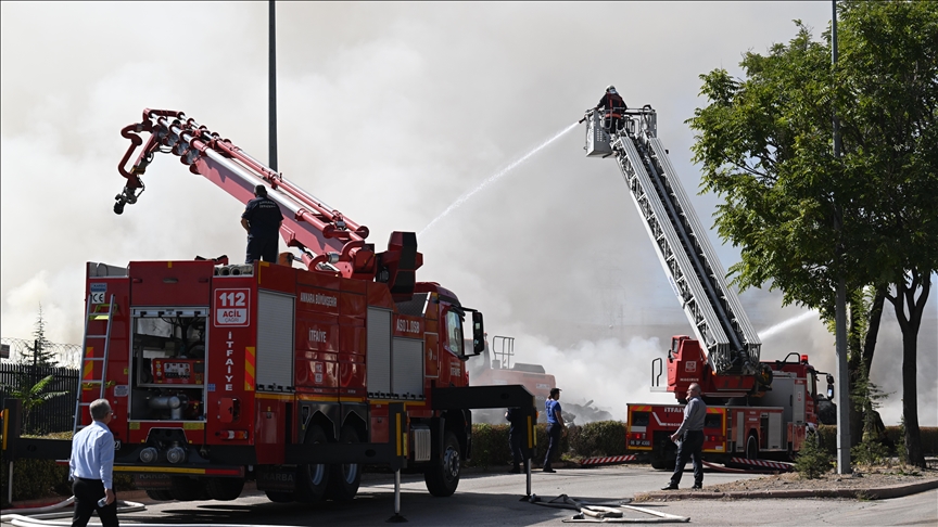 Depolama tesisinde yangın