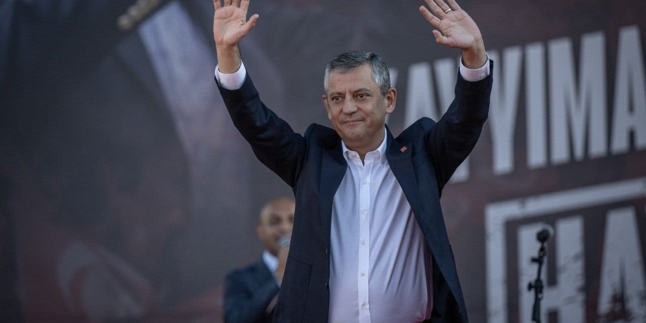 CHP'de Kurultay sonrası Özgür Özel'in A takımı değişiyor