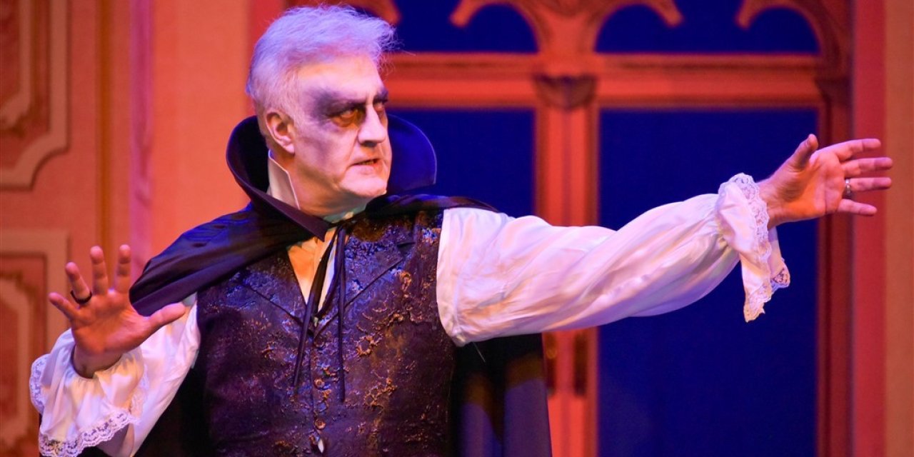 Karadağlı'dan Devlet Konservatuvarına 'Ak teneke' operasyonu: 12 hoca kovuldu