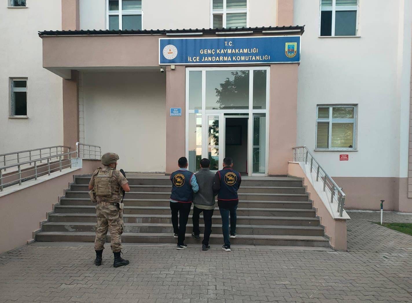 Kesinleşmiş hapis cezası bulunan 3 zanlı yakalandı