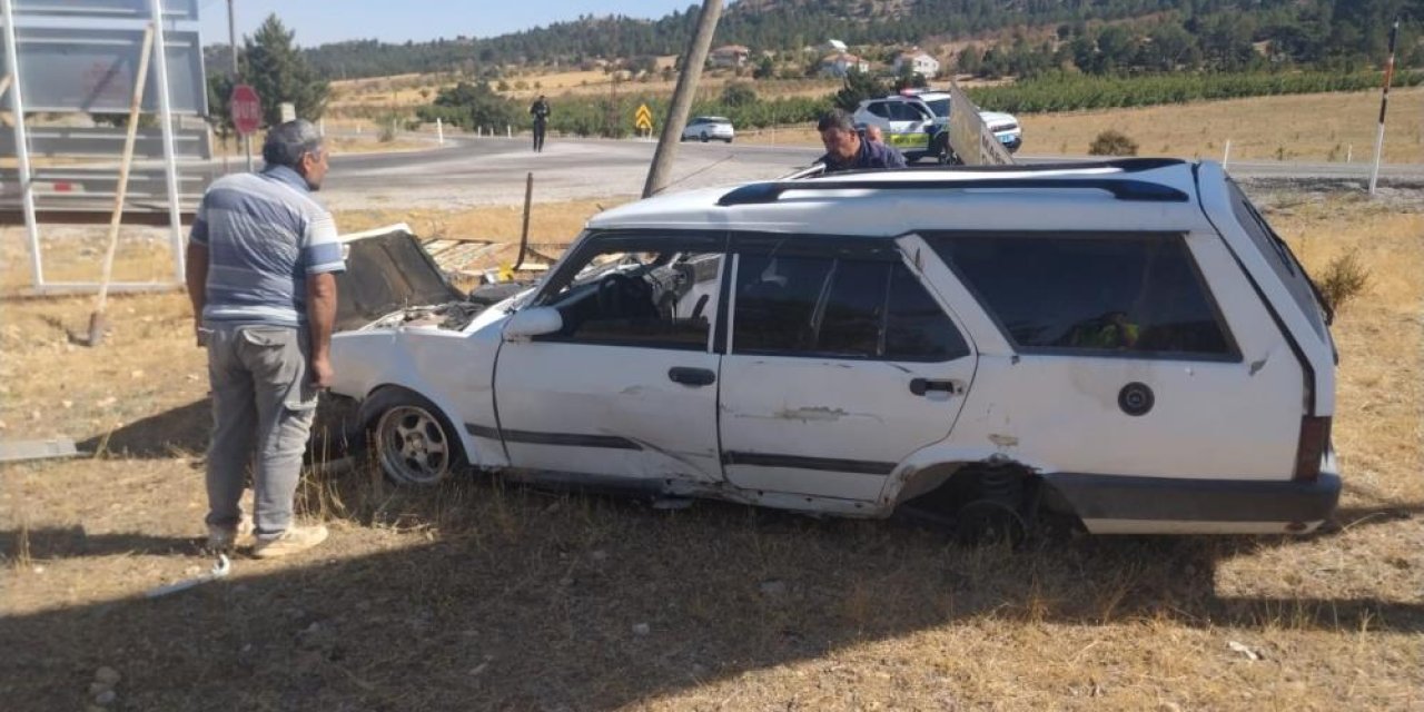 Otomobil takla attı: 2 yaralı