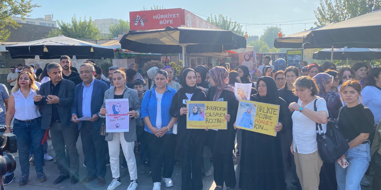 Diyarbakır'da kadınlar Rojin Kabaiş için yürüdü
