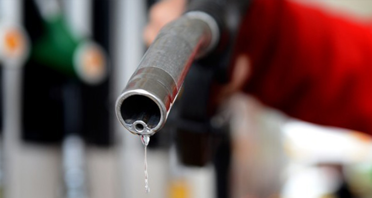 Benzin istasyonunda milyonluk dolandırıcılık