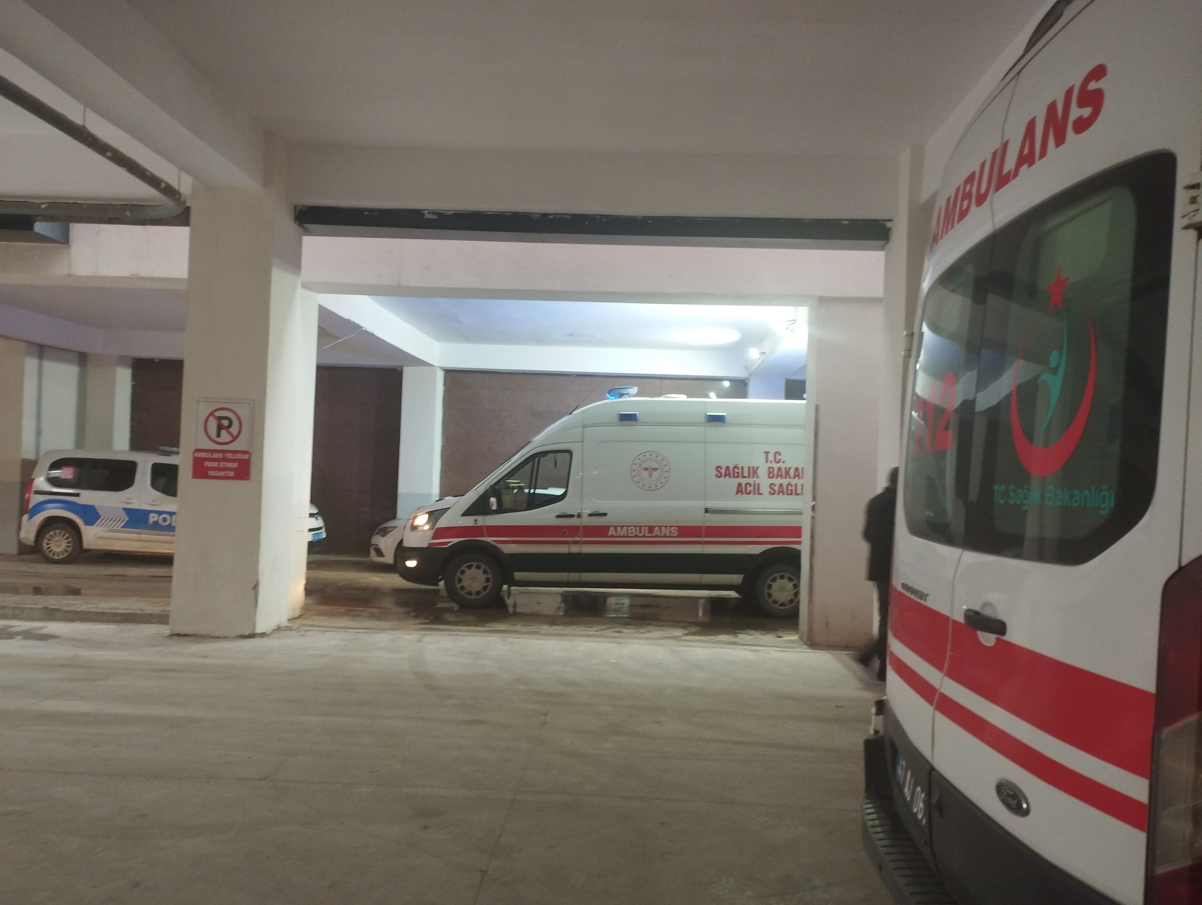 67 öğrenci zehirlenme şüphesiyle hastaneye kaldırıldı