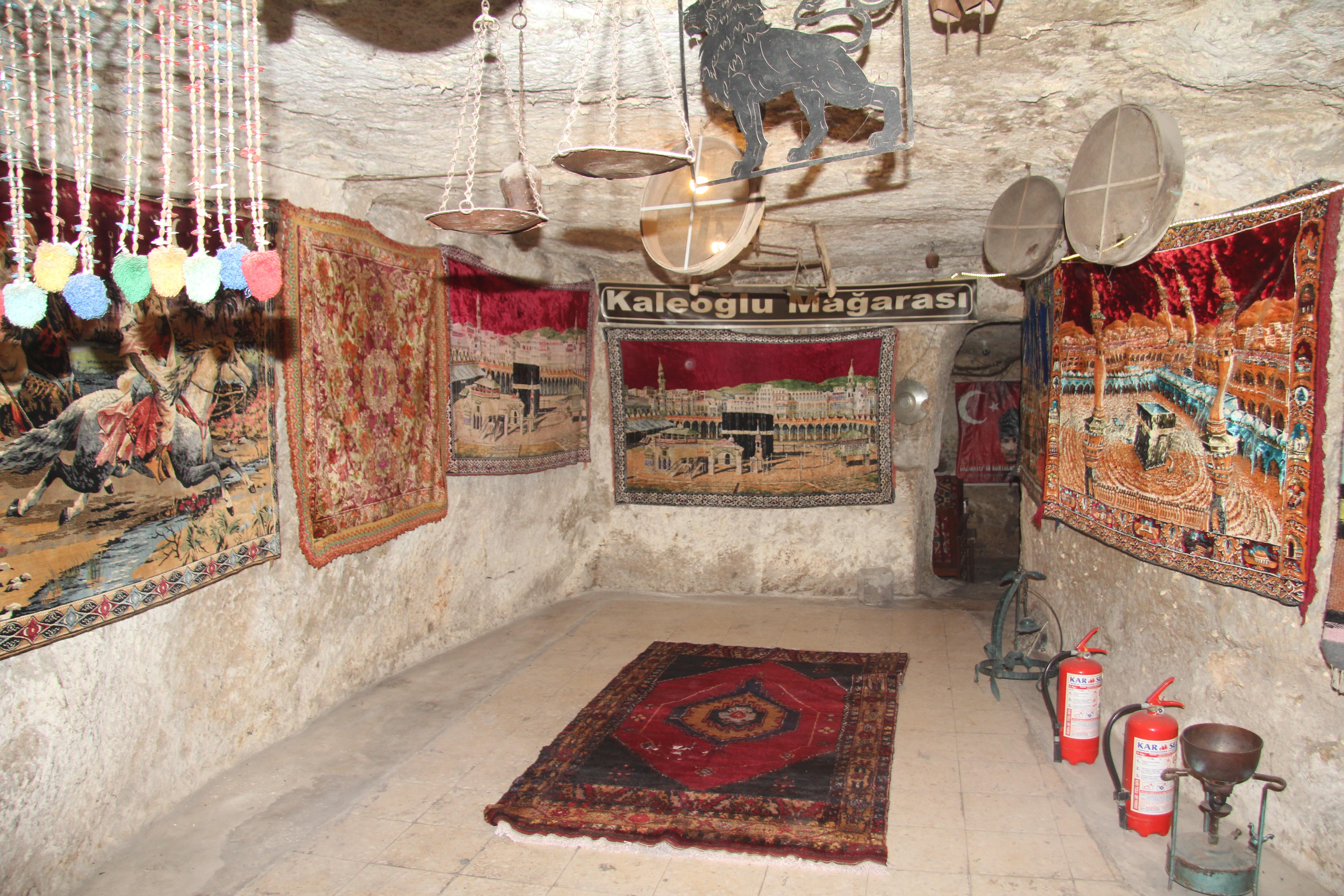 Gaziantep’te tarihi mağara halı müzesine dönüştü