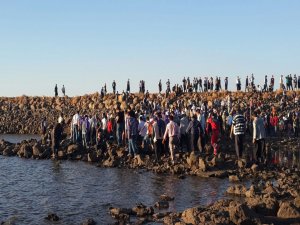 İtfaiye ekibi gölette boğulan gencin cesedini çıkardı