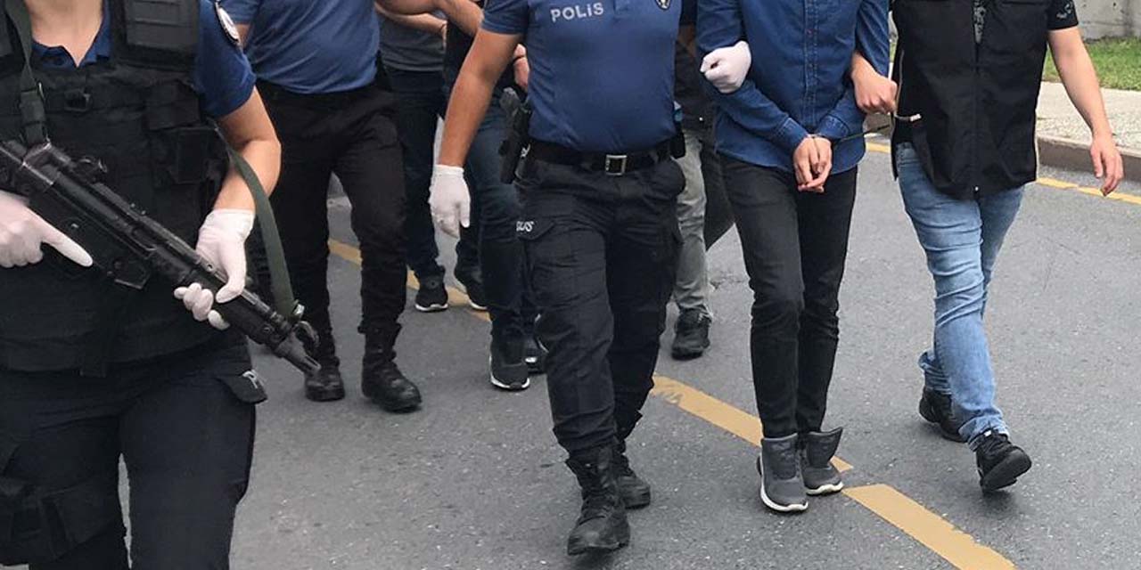 PTT ve HGS mesajlarıyla 900 milyonluk soygun: Çete çökertildi!