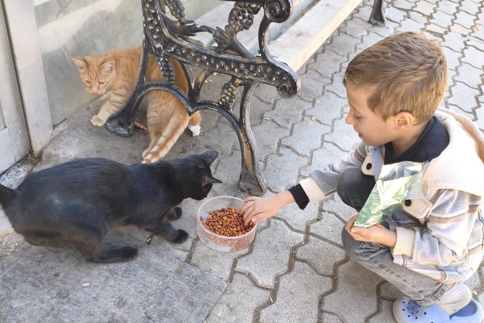 Çatak’ta öğrencilerden anlamlı davranış