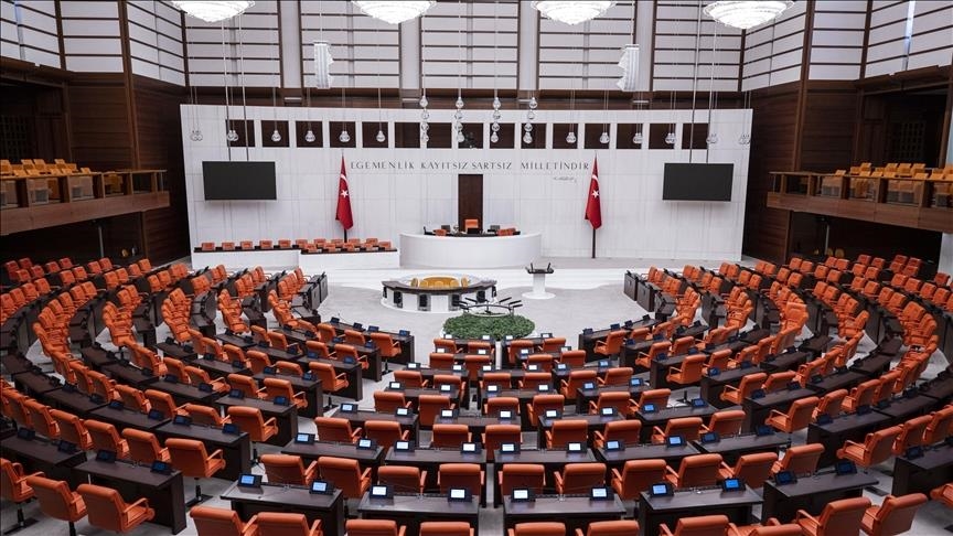 TBMM'de gündem trafik cezalarının artırılması