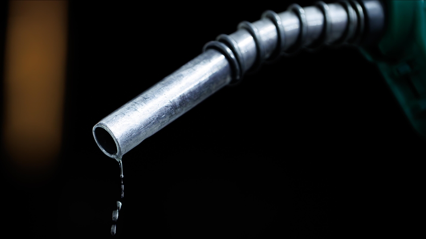 ABD petrol fiyatı tahminini yükseltti