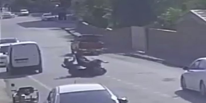 Motosikletler kafa kafaya çarpıştı: 3 yaralı