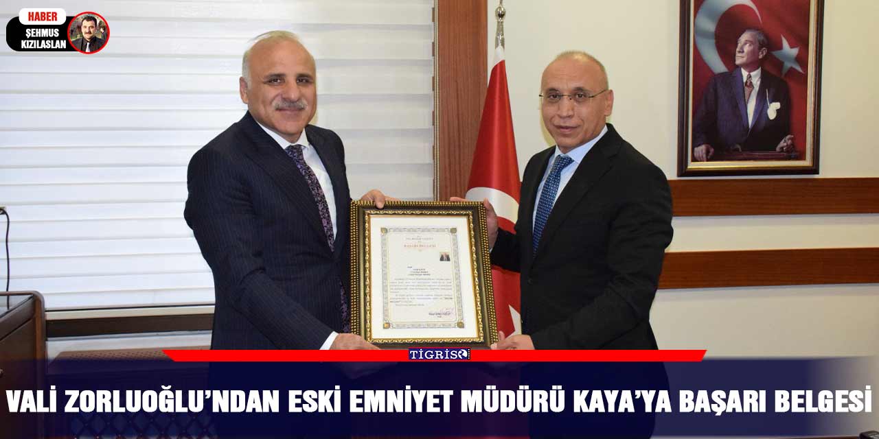 Vali Zorluoğlu’ndan Eski Emniyet Müdürü Kaya’ya Başarı Belgesi